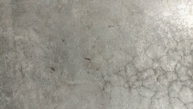 Parlak cilalı metal dokusu, gümüş boyalı galvanizli levha, metin için alan, grunge metal kaplama arka plan, metal plaka yakın çekim 