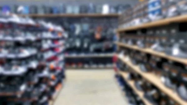 Fila Zapatos Con Fondo Borroso Soporte Con Zapatillas Una Tienda —  Fotos de Stock