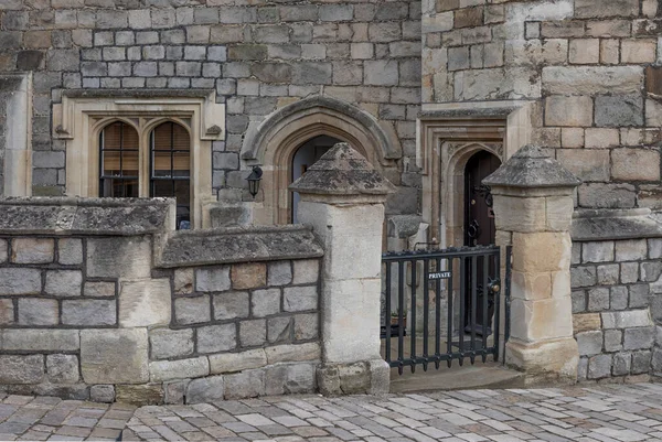 Private Gateway House Made Old Stone Black Wrought Iron Gate — Foto Stock