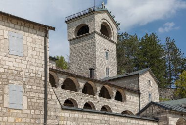 Vaftizci Yahya 'nın elinin bulunduğu önemli Hristiyan kasabası Çetince' de manastır.