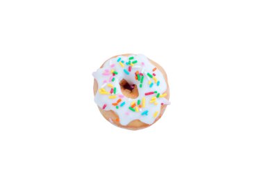 İzole edilmiş donut, beyaz arka plan üzerine serpiştirilmiş, üst görünüm.