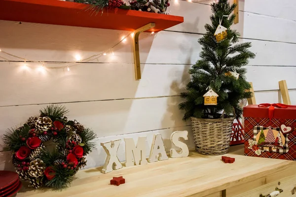 Holzbuchstaben Weihnachten Neuen Jahr Dekoration lizenzfreie Stockbilder