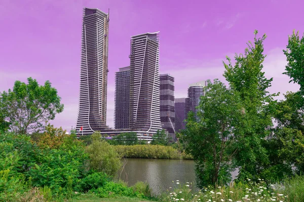 Vista Histórica Edifícios Modernos Perto Humber Bay Park Etobicoke Ontário — Fotografia de Stock