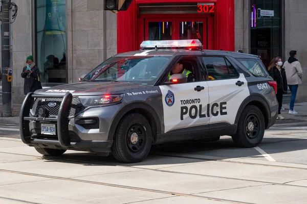 加拿大多伦多 2022年3月17日 多伦多市中心圣Partick游行期间的警车 — 图库照片