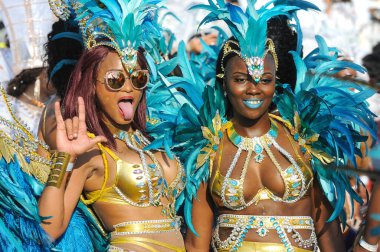 Toronto, Kanada - Ağustos 04: Masqueraders Toronto Karayip karnaval Grand Parade adlı sergi yer yer almak