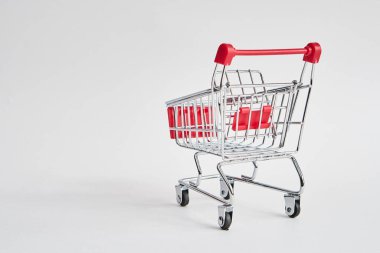Açık arkaplan alışveriş süpermarket servisi üzerine boş tramvay