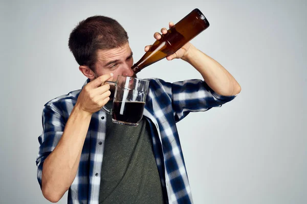 Bir kişi alkolizm sorunları duygular depresyon yaşam tarzı — Stok fotoğraf