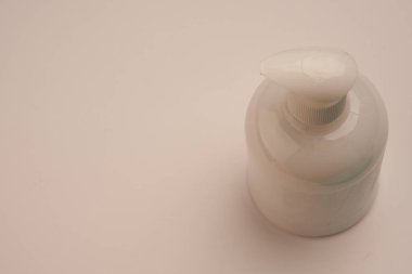 Banyo eşyaları hijyen bakım diş fırçası lambası arka planı
