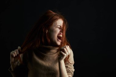 duygusal kadın depresyon sorun saldırganlık