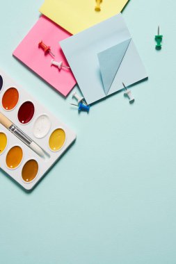 Not defteri tasarımı için boya fırçaları