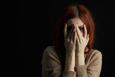 duygusal kadın depresyon sorun saldırganlık