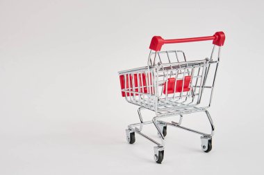 Açık arkaplan alışveriş süpermarket servisi üzerine boş tramvay