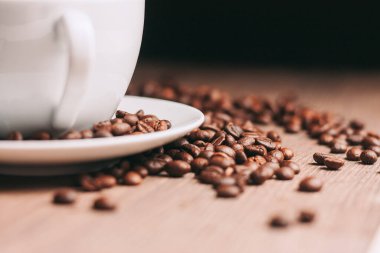 Bir fincan kahve kahvaltı objenin taze kokusu.