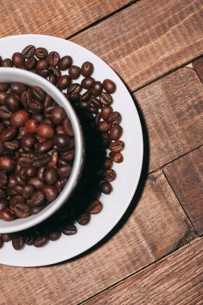 En kopp kaffe nybryggt dryck närmat — Stockfoto