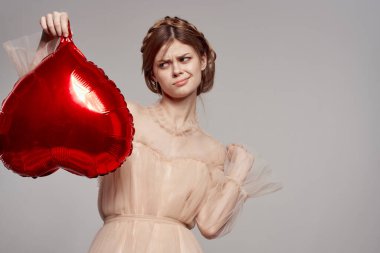 Güzel bir kadın doğum günü partisi hediye balon model stüdyosu