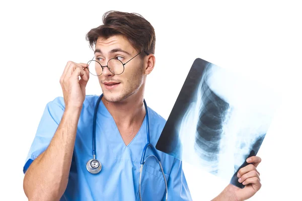 Infermiere radiografia diagnostica stetoscopio esame lavoro studio stile di vita — Foto Stock