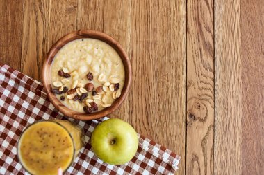 meyve tabağı tatlı kahvaltı aperatifi sağlıklı yiyecek vitaminleri