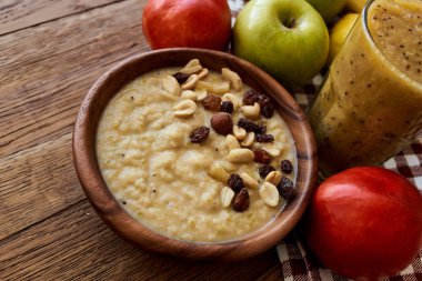 meyve tabağı tatlı kahvaltı aperatifi sağlıklı yiyecek vitaminleri