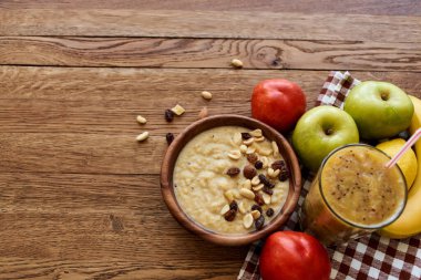 meyve tabağı tatlı kahvaltı aperatifi sağlıklı yiyecek vitaminleri