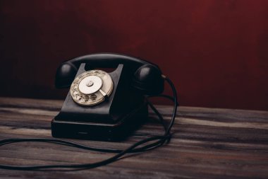 Telefon iletişimi nostaljisi, klasik teknoloji.