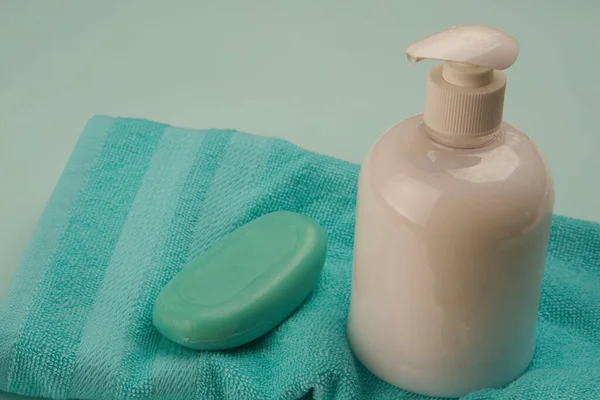 液体石鹸衛生ボディケアアクセサリーバスルーム用品 — ストック写真