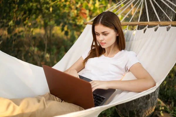 Woman love with laptop on nature vacation work travel — Stock Photo, Image