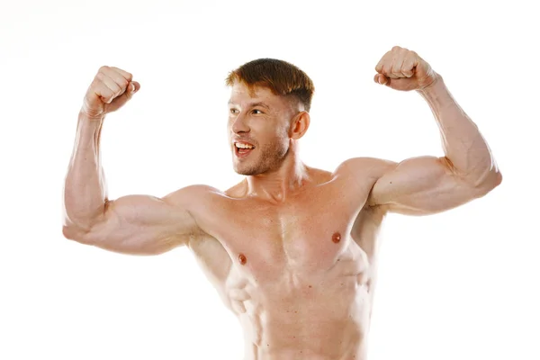 Человек с накачанным тело мышцы крупным планом тренировки культуристы — стоковое фото