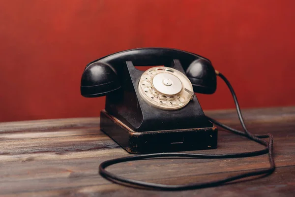 Antiguidade que telefone comunicação nostalgia tecnologia clássica — Fotografia de Stock