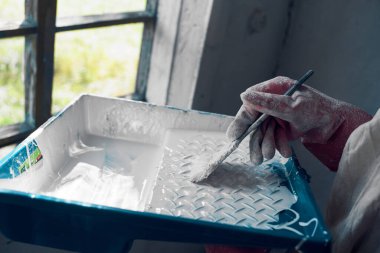 Boyama evi yenileme için boya fırçası araçları