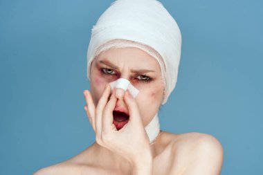 Kadın hasta sağlığı sorunları travmalar, izole edilmiş duygular.