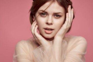 Güzel kadın saç stili eğlence kozmetik model stüdyosu