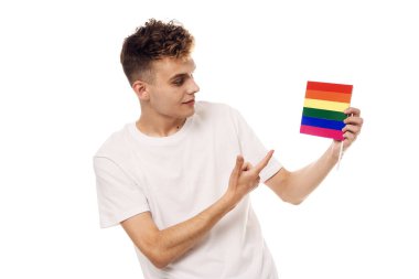 Erkek makyajı çapraz giyinen Lgbt topluluğu poz veriyor.