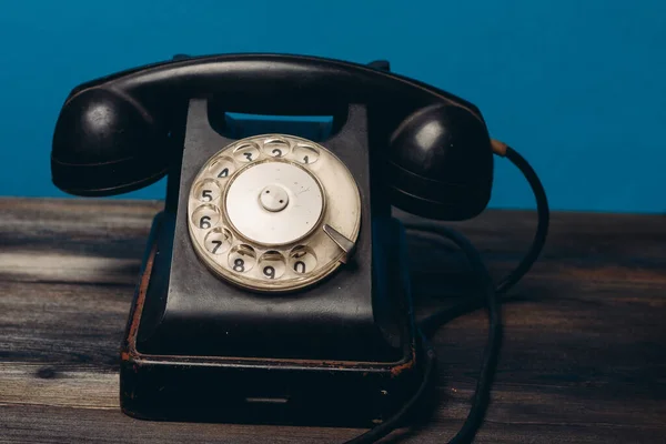 Retro telefone nostalgia comunicação tecnologia close-up antigo — Fotografia de Stock