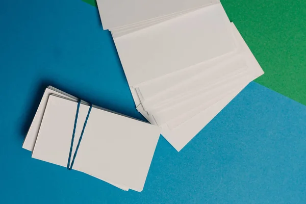 Lápis notepads design de papéis de escritório de papel colorido — Fotografia de Stock