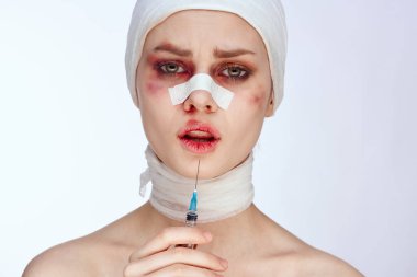 Kadın estetik ameliyatı çıplak omuzlar izole edilmiş arka plan