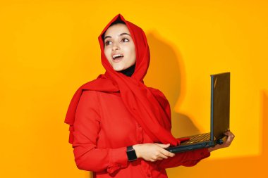 Müslüman dizüstü bilgisayarı teknolojisi İnternet izole edilmiş