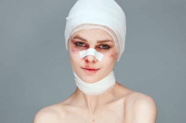 Kadın hasta tedavi yaralanması izole edilmiş geçmiş