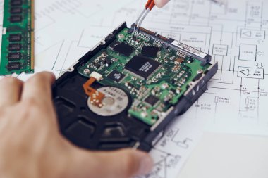 Aletler teknoloji elektronik bilgisayar parçaları mikro devreler tamir