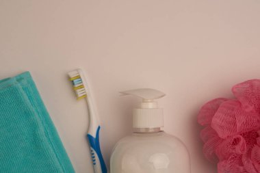 Banyo eşyaları hijyen bakım diş fırçası lambası arka planı