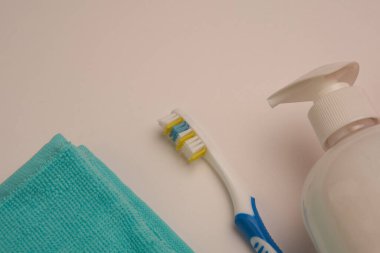 Banyo eşyaları hijyen bakım diş fırçası lambası arka planı