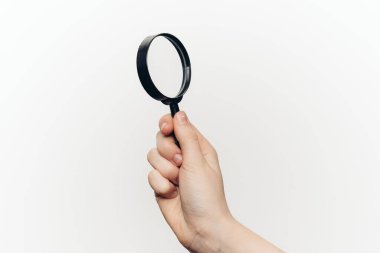 El aracı aramasında büyüteç Lcd ışık arkaplanı