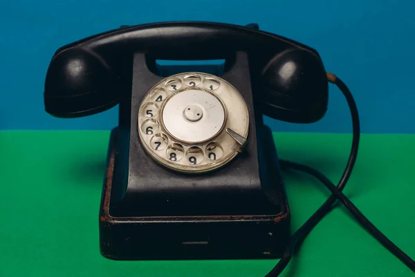 Retro telefone nostalgia comunicação tecnologia close-up antigo — Fotografia de Stock