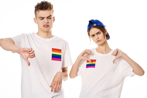 Namorado e namorada lgbt bandeira transgênero comunidade amizade — Fotografia de Stock