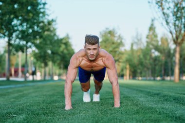 Spor adamı atletizm egzersizi motivasyon fitness