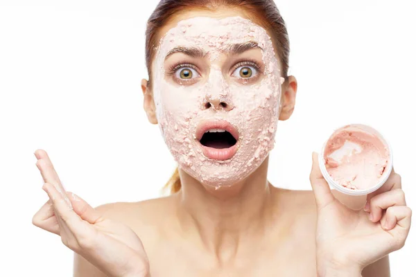 Érzelmi nő krém arc maszk csupasz vállak egészség — Stock Fotó