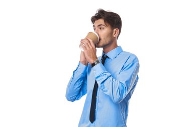 Yönetici kahve fincanı poz ofisi izole arka plan