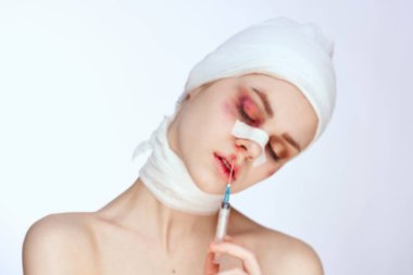 Kadın estetik ameliyatı çıplak omuzlar izole edilmiş arka plan