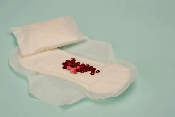 Tira de sangue feminino higiene menstruação proteção vista superior — Fotografia de Stock