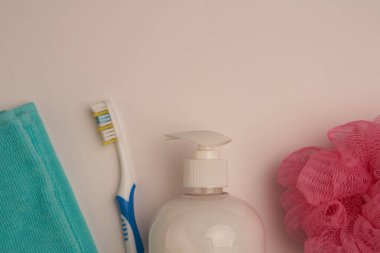 Banyo eşyaları hijyen bakım diş fırçası lambası arka planı