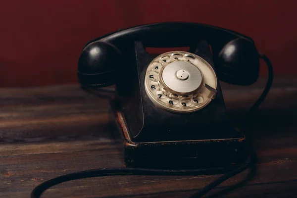 Comunicação telefone antigo tecnologia estilo retro clássico — Fotografia de Stock